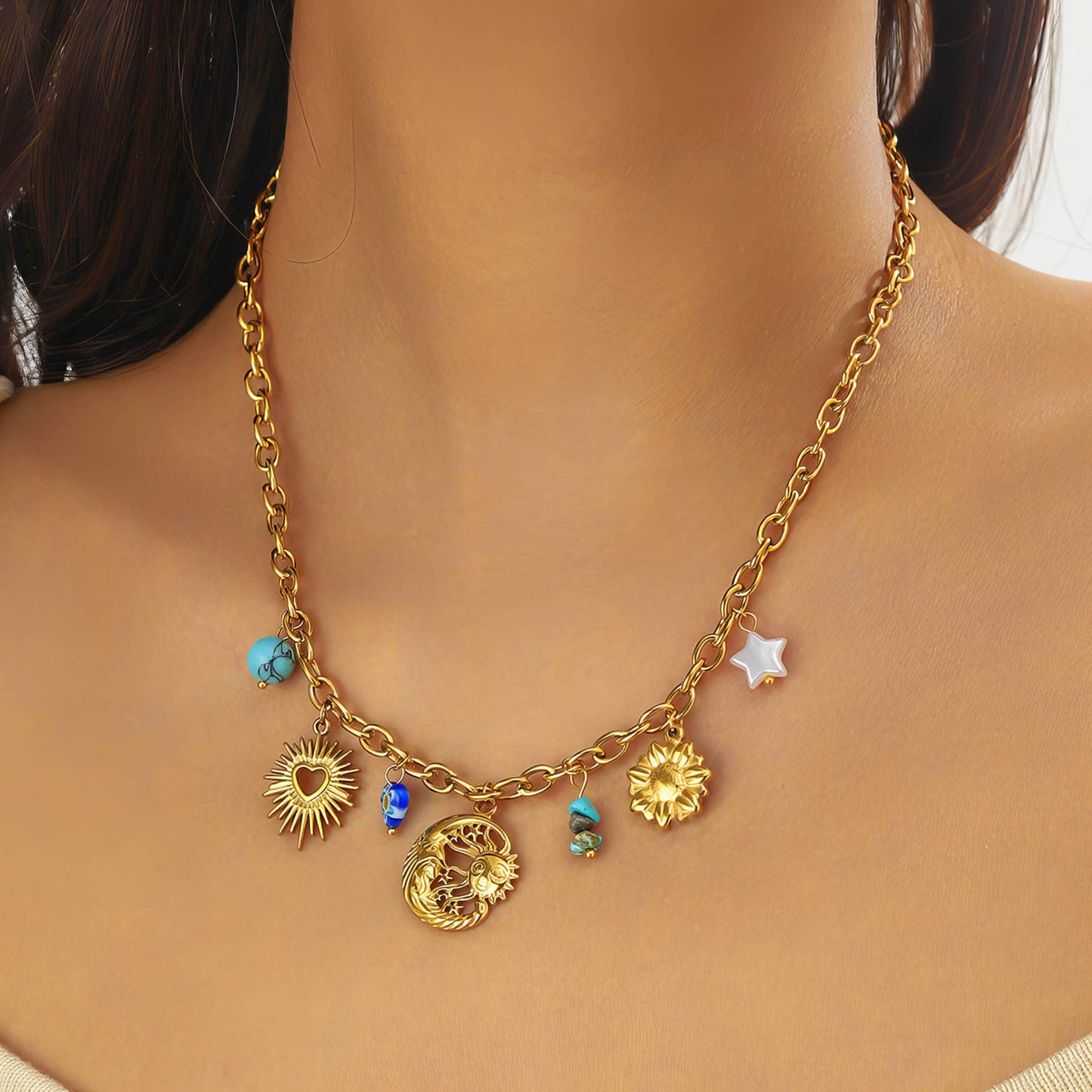 Collar con charms del Sol y la Luna, en Stainless Steel
