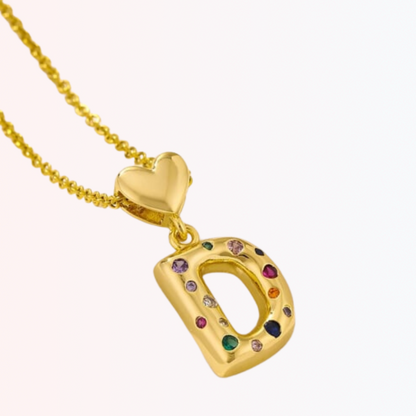 Collar con Charm de Letra con Colores en Stainless Steel Dorado 18K