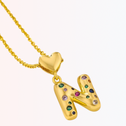 Collar con Charm de Letra con Colores en Stainless Steel Dorado 18K