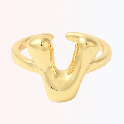 Sortija Ajustable con Iniciales A-Z en Brass Dorado 18K