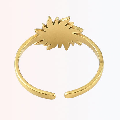 Set Leo: Collar y Sortija Cuff Ajustable con Sol Negro en 18K
