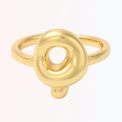 Sortija Ajustable con Iniciales A-Z en Brass Dorado 18K