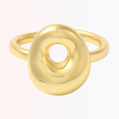 Sortija Ajustable con Iniciales A-Z en Brass Dorado 18K