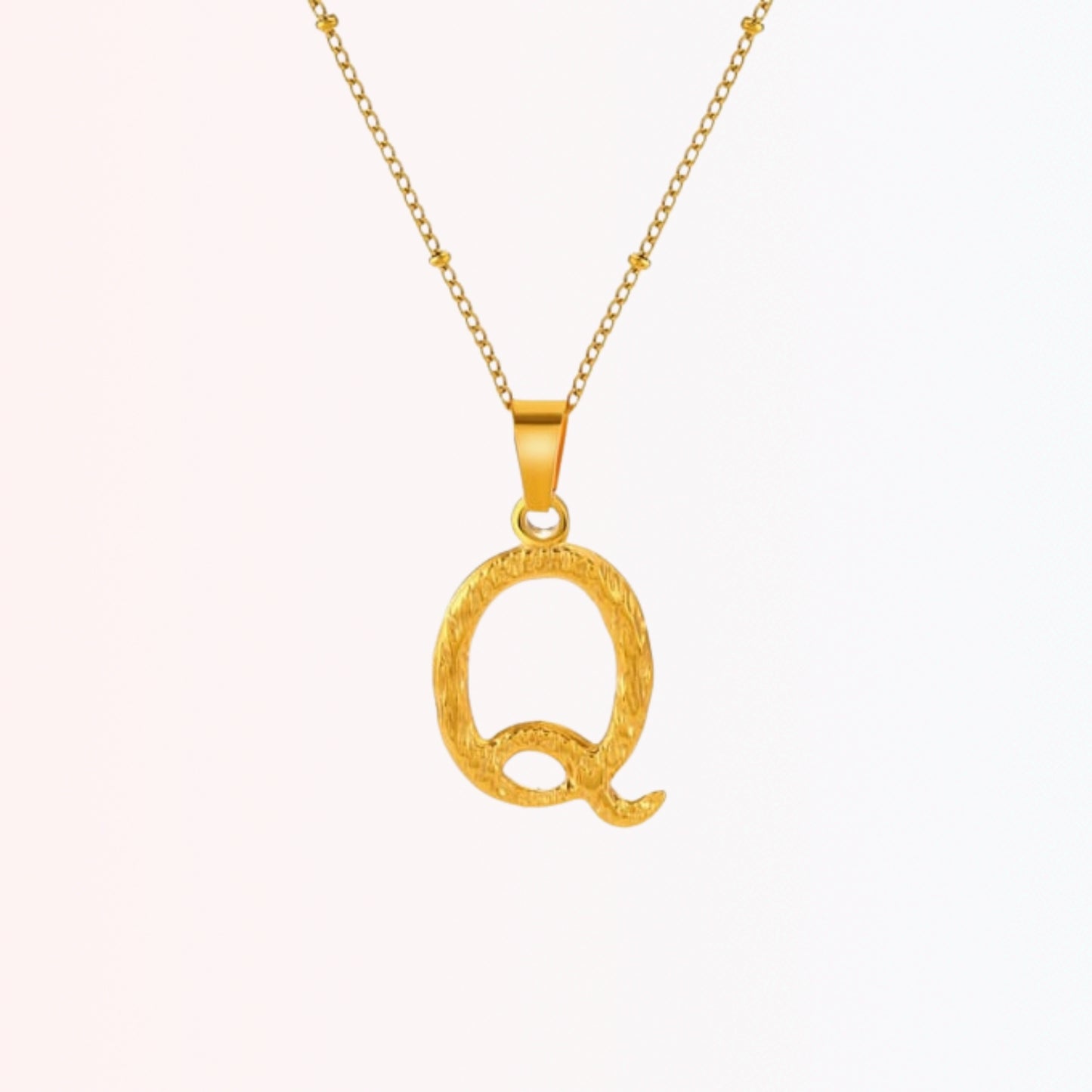 Collar con Inicial Minimalista en Stainless Steel Dorado 18K