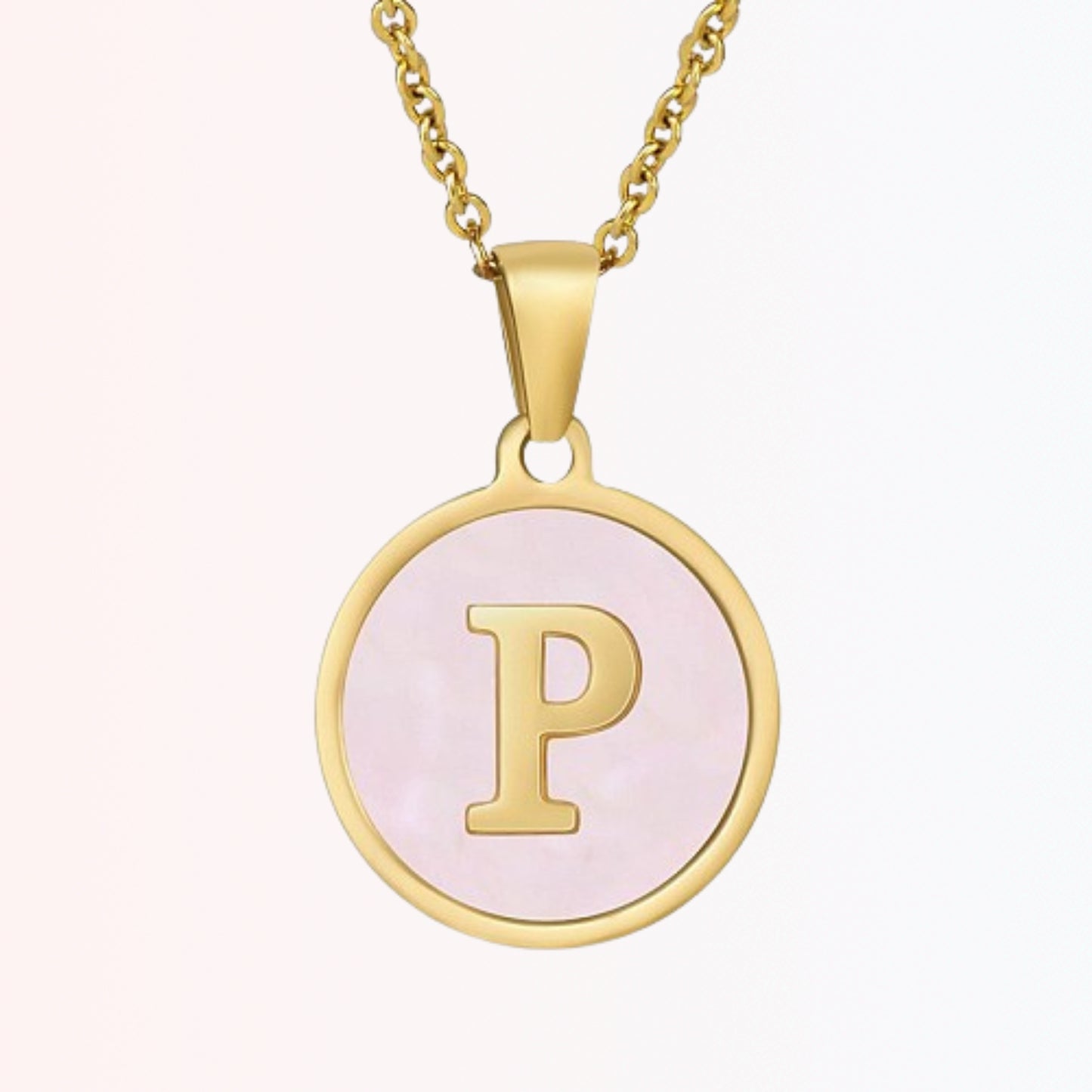 Collar con Charm de Inicial en Chapa Rosada en Stainless Steel Dorado 18K
