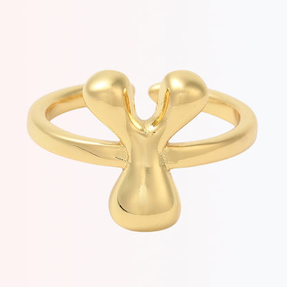 Sortija Ajustable con Iniciales A-Z en Brass Dorado 18K