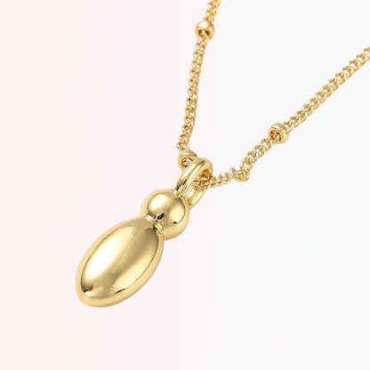 Collar con Charm de Letra en Brass Dorado 18K