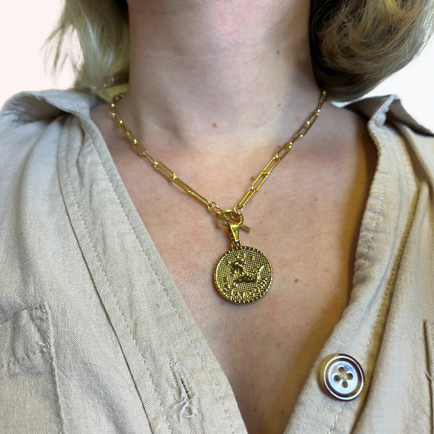 Collares con Colgante de Constelaciones en Brass y Stainless Steel Dorado 18K